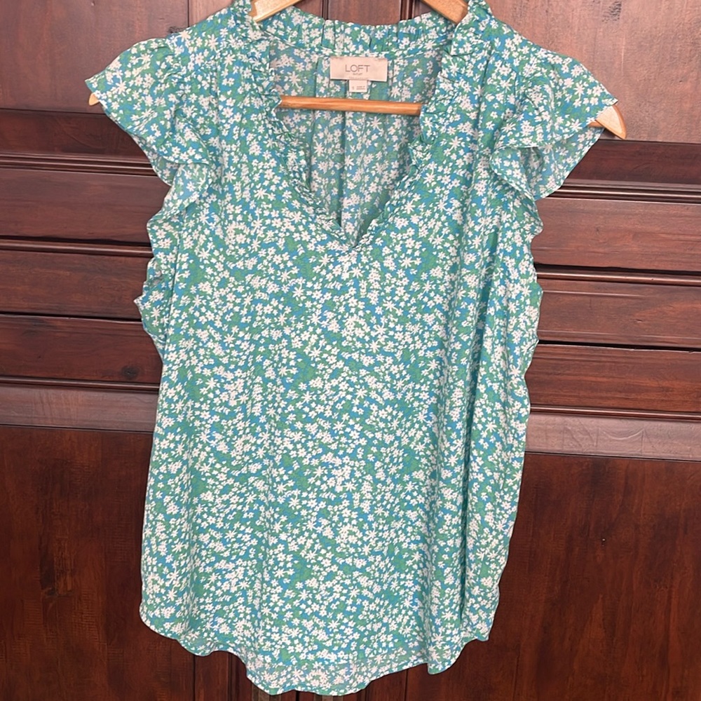 Loft ruffle sleeve top. Barely worn!